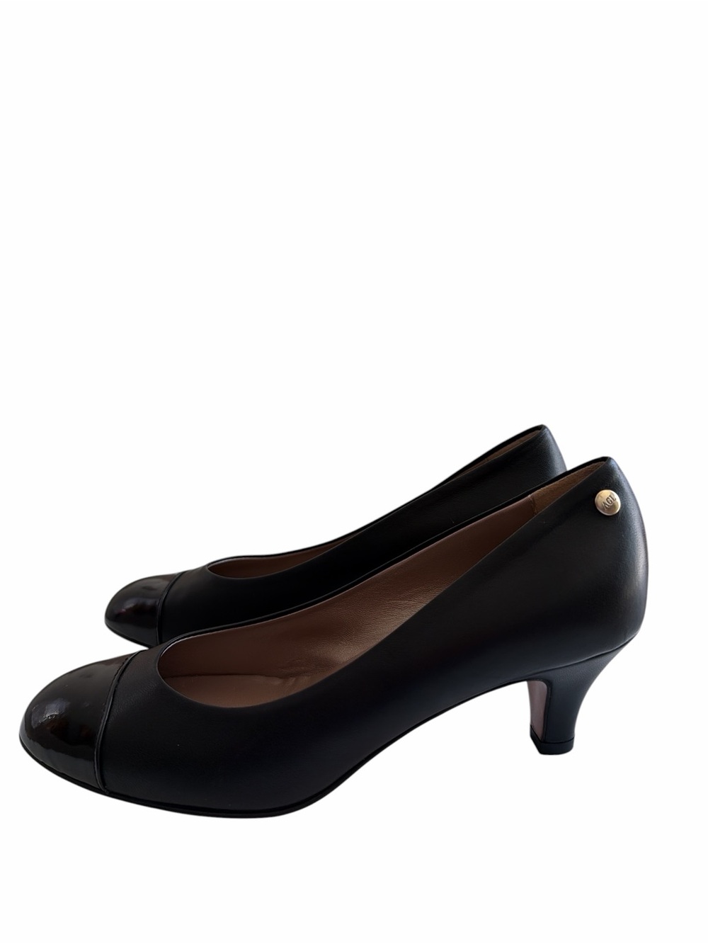AGL Women’s Black Leather Cap-Toe Pumps - Classic Elegance Size 5.5 US